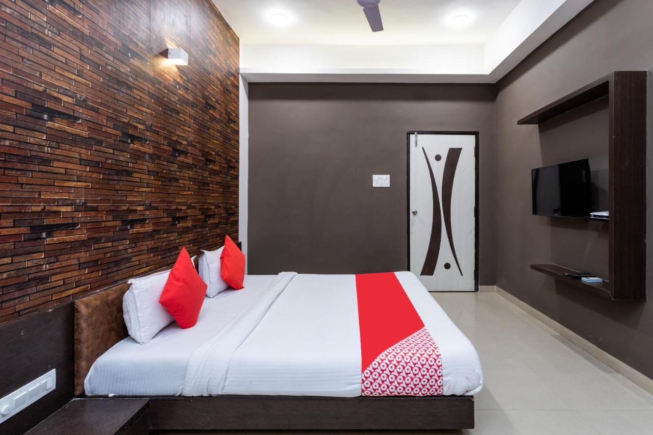 Oyo 75956 Hotel Grand Rourkela Exteriér fotografie